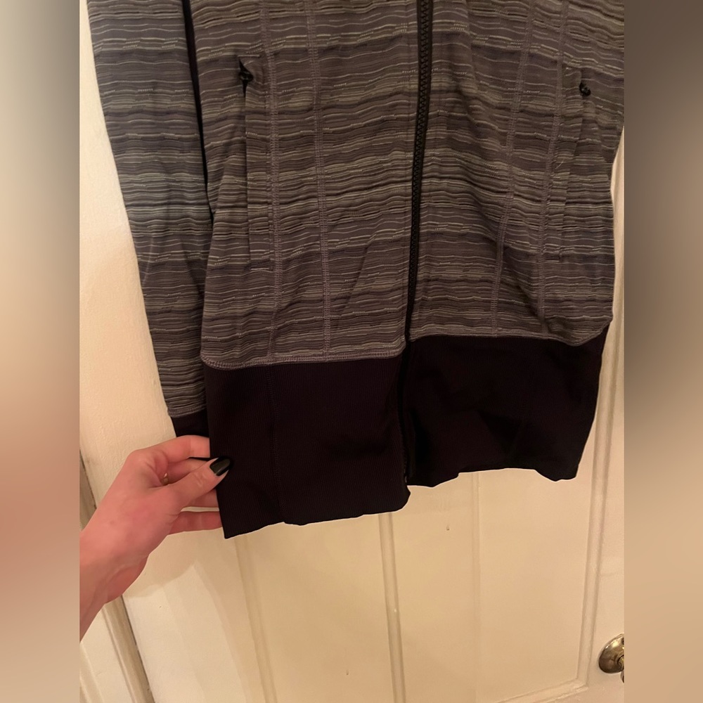 Lululemon Define Jacket - Picture 6 of 11